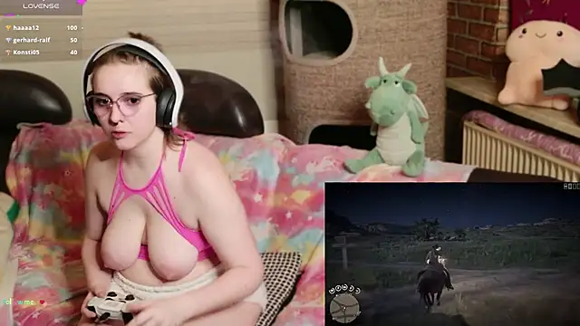 GamerGirl_Eve 即時 XXX 聊天