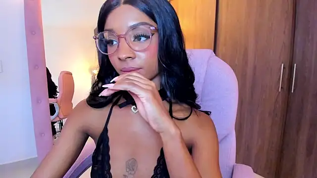 Chat XXX en directo de alikahouston4