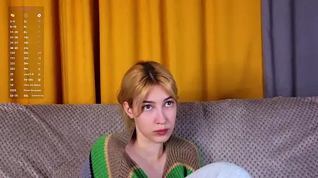 AngelicRice Adlı Modelin Canlı XXX Sohbeti