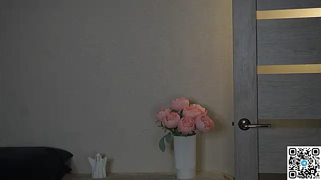 MarlinVarian live XXX chat