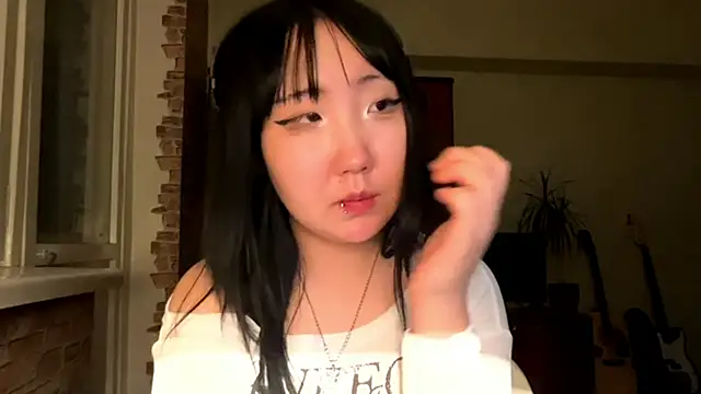 Yunananaa Adlı Modelin Canlı XXX Sohbeti