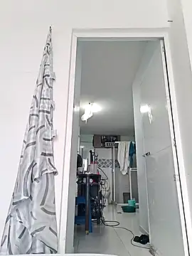 katysquirtdirty Adlı Modelin Canlı XXX Sohbeti