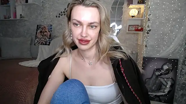 NickyAdamidi Adlı Modelin Canlı XXX Sohbeti