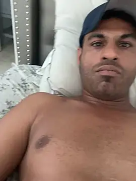 ZF-Athlete Adlı Modelin Canlı XXX Sohbeti