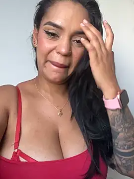 Sara-77's Live XXX Chat