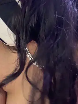 HeartQueen05: онлайн-секс-чат