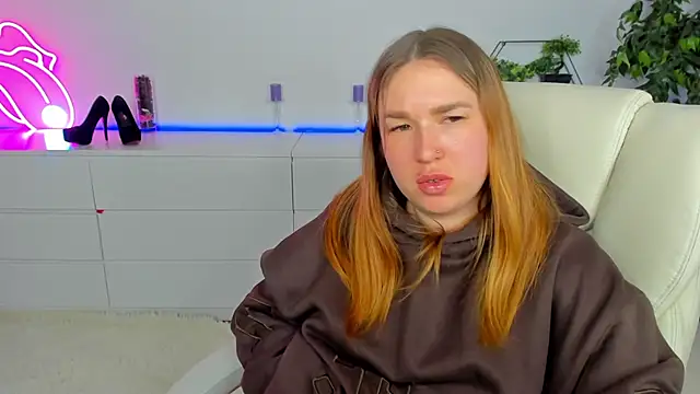 Sofii_darling 现场XXX聊天