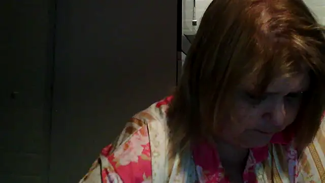 Sylviastar46: онлайн-секс-чат