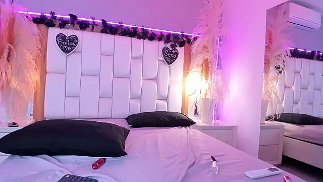 StefanyCondia's Live XXX Chat