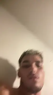 litlleboyeusn Live XXX chat