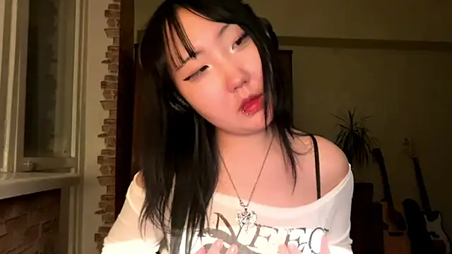 Yunananaa: онлайн-секс-чат