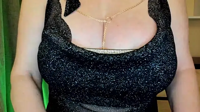 Show modela feliziaDesire na web-kameri