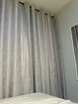 Yoyo-__ 现场XXX聊天