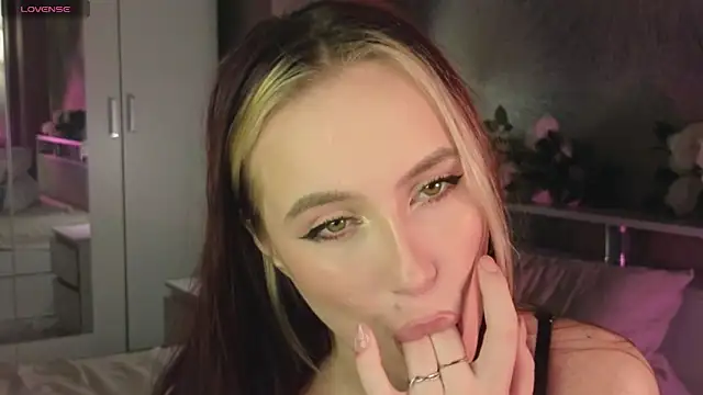 Pokazy przed kamerką – RubyMiracles