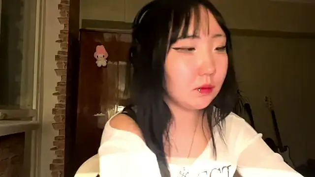 Yunananaa's Live XXX Chat