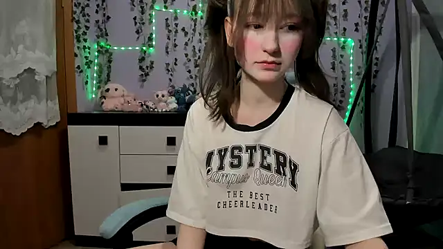 Yoonhee_ki Chat XXX in diretta