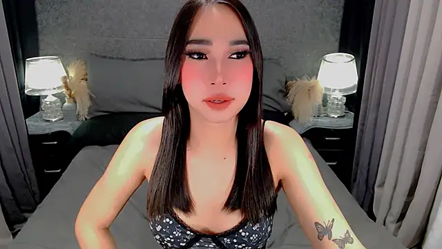 saphira_fucks Webcam-Show