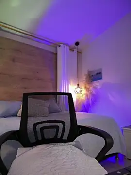 halaaa_1's Live XXX Chat