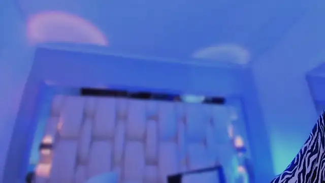 Chat +18 de revenmiller_ ao vivo