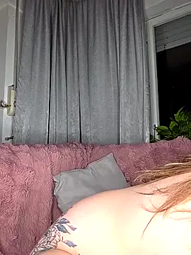 Luna_Lynn Live XXX-Chat