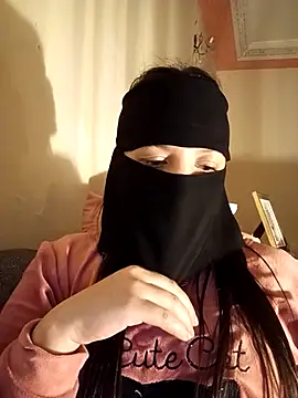 LONA-_- Live XXX-Chat