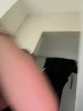 Ponthip's Webcam Show