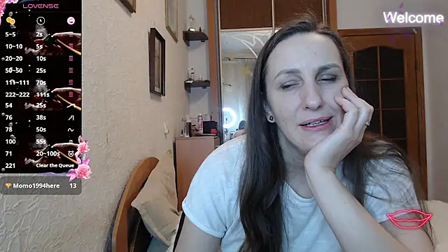 Yevgeshka-Milashka Live XXX-Chat