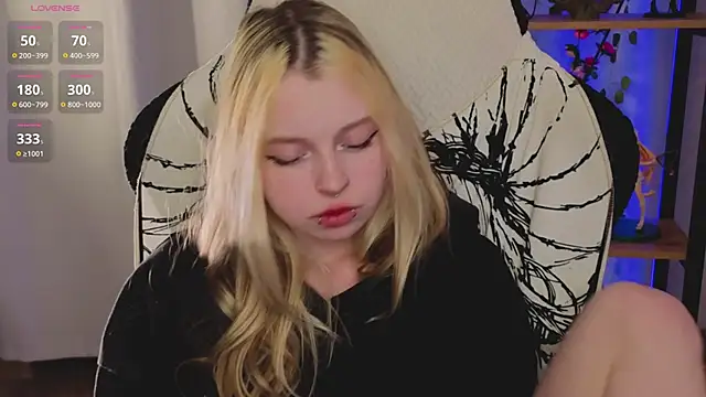 ElvenQueenn Live XXX chat