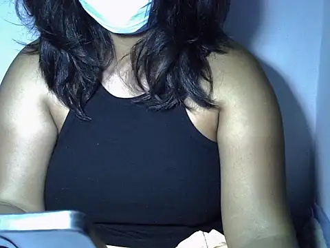 Artinah22 live XXX chat