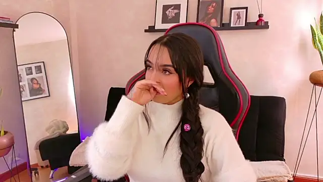 EmmyEvans1n Live XXX chat