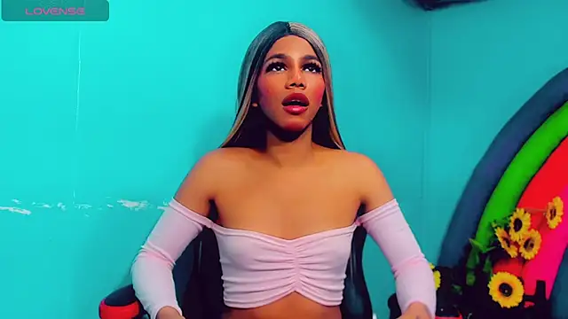 Britany_montiel Chat XXX in diretta