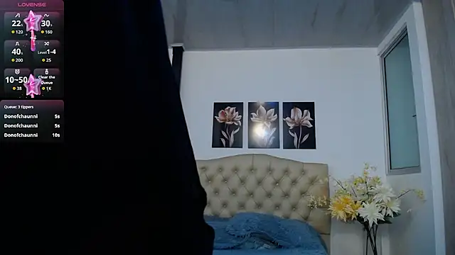 pinky_f00x Chat XXX in diretta