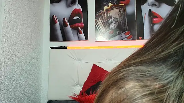 Chatroom XXX en direct de LinaBrowm