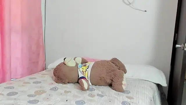 __Emma__11__Lecat_'s Live XXX Chat