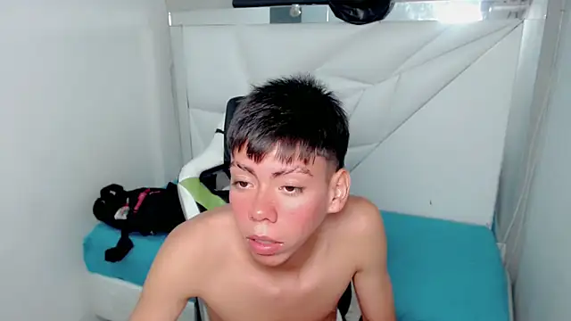 Liarr_ Pertunjukan Webcam