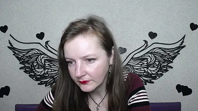 MeganPirs: онлайн-секс-чат