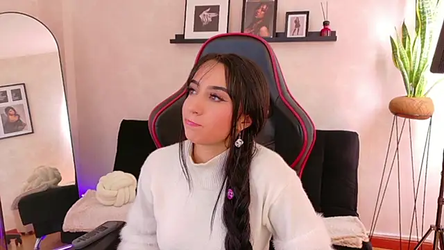 EmmyEvans1n Live XXX chat