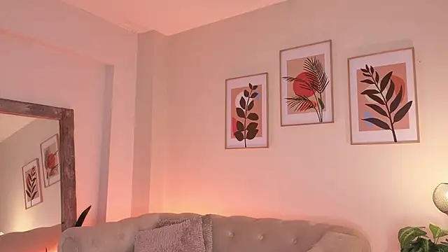 DahianaWalcott's Live XXX Chat