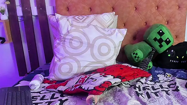 MeowMota_ Chat XXX in diretta