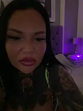 _MelinaCurves_ Webcam-Show