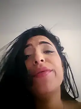 SaharQamar's Live XXX Chat