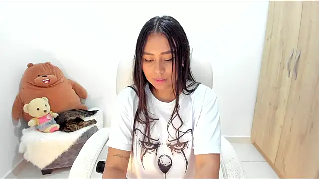 แชท XXX สดของ Ciara8