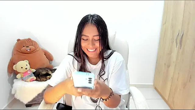 Ciara8 Chat XXX in diretta