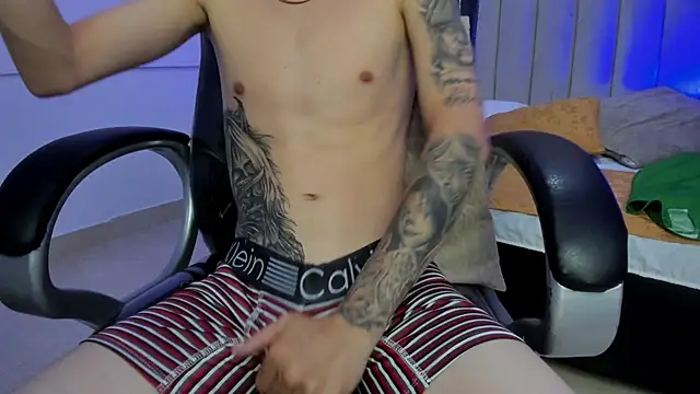 Nascary_Fox: απευθείας συνομιλία ΧΧΧ