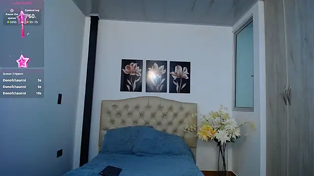 Chat +18 de pinky_f00x ao vivo