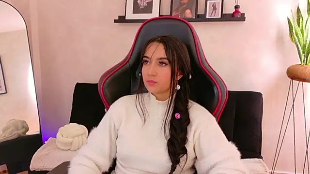 Živý XXX chat EmmyEvans1