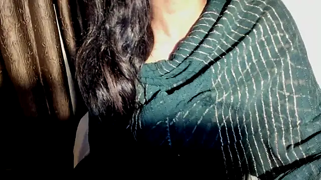 Chat XXX en directo de TheShyGirl_