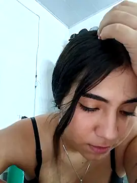 Ailen-cute's Live XXX Chat