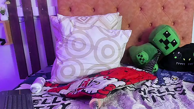 MeowMota_ Chat XXX in diretta