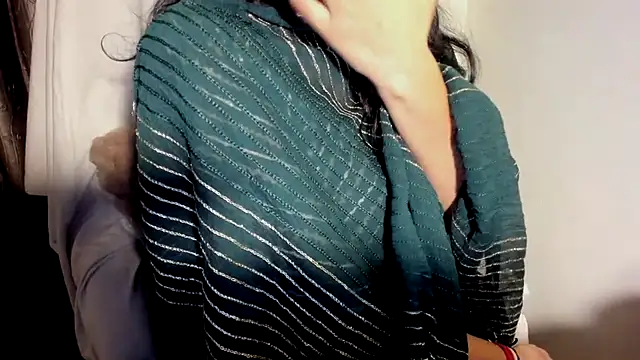 XXX chat uživo modela TheShyGirl_